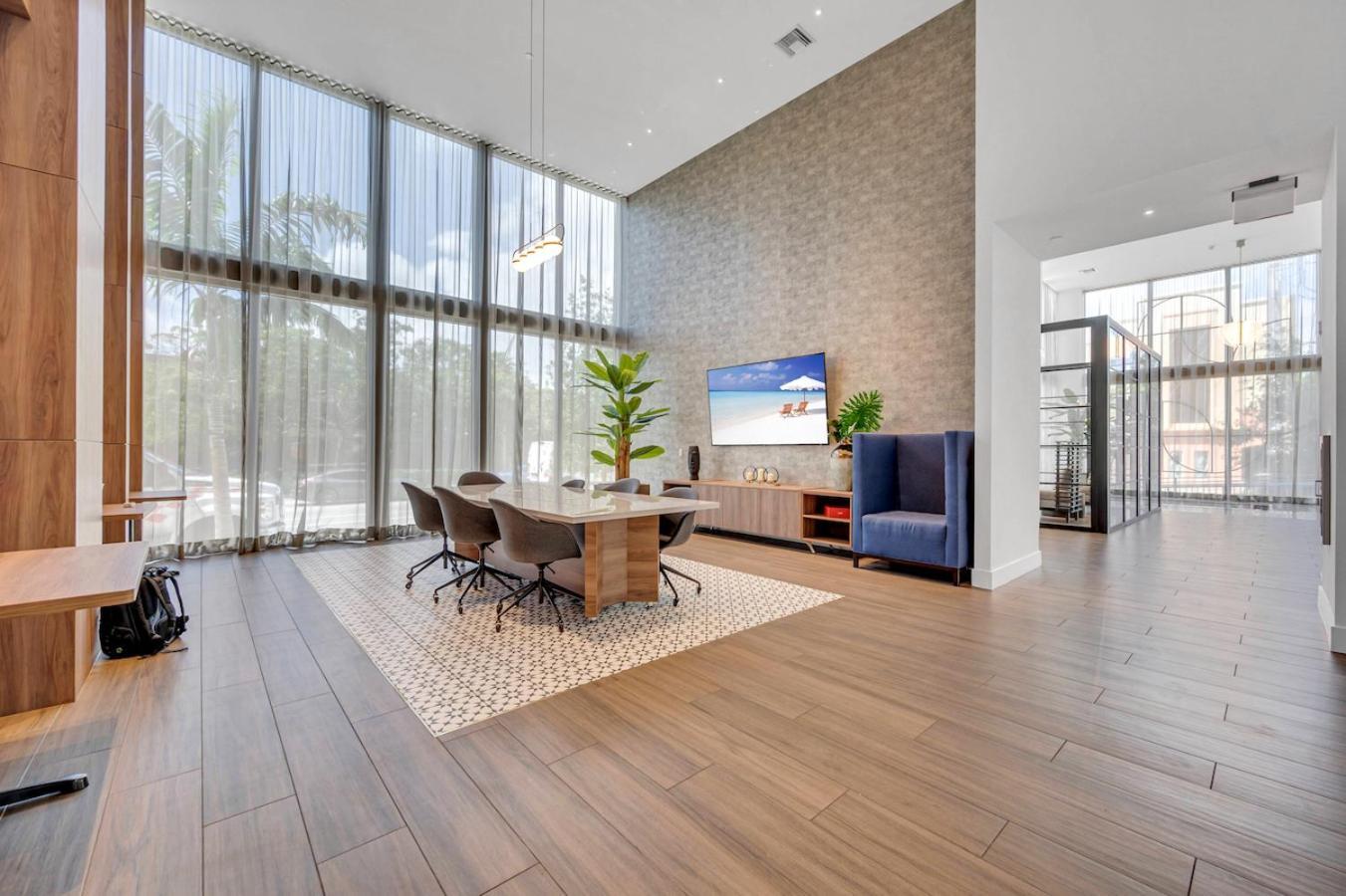 Amazing 3 Bed Unit In Dwntwn Miami With Free Parking Apartamento Exterior foto
